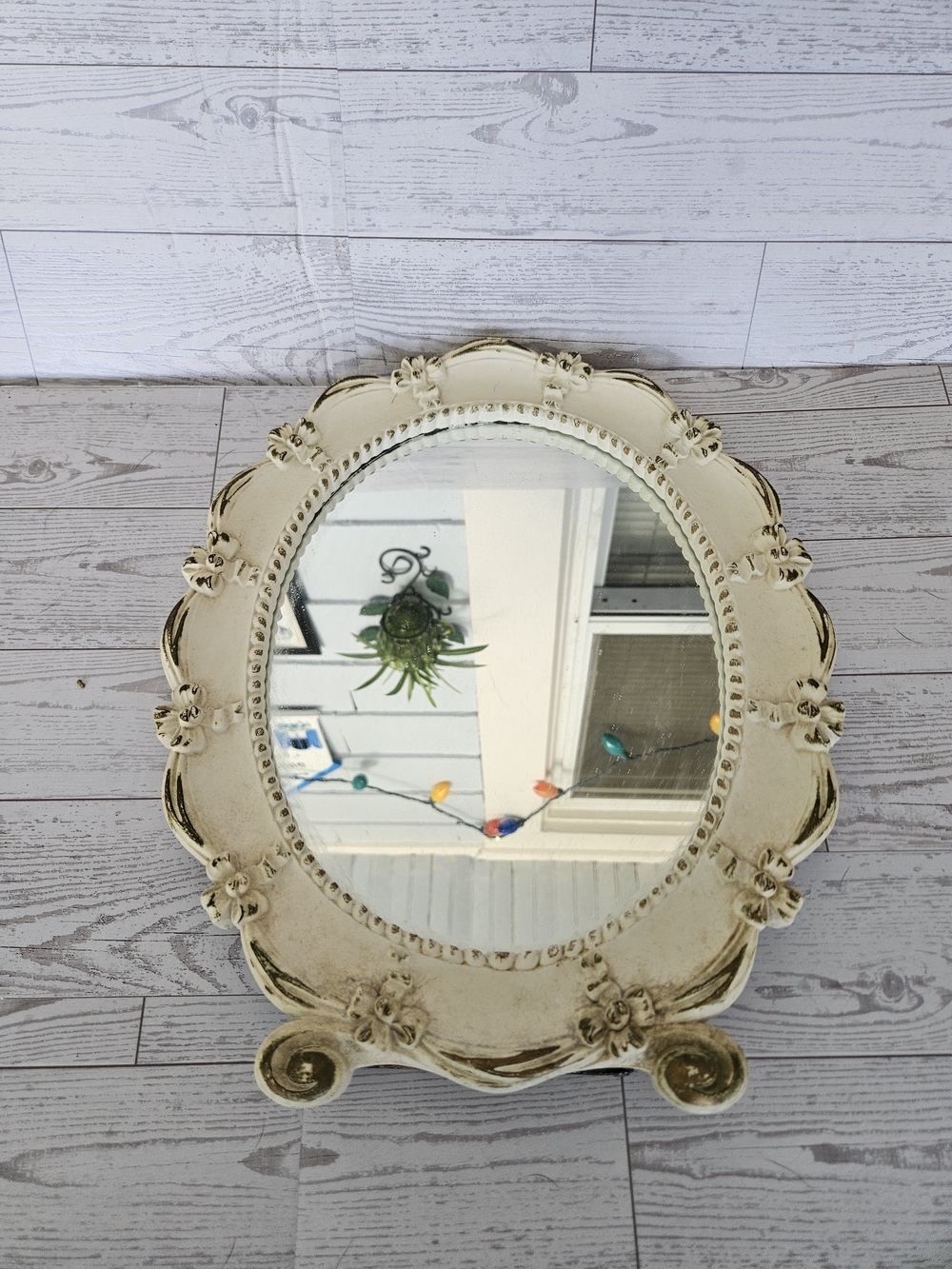 Vintage 1940s Syroco Wood Tabletop Vanity Mirror - Cream Shabby Chic Bow Oval - Picture 7 of 9